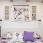 Lavender Konukevi