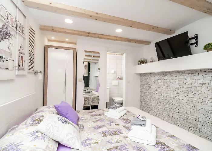 Guest house Lavender